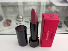 Carica l'immagine nel visualizzatore di Gallery, SHISEIDO MAKE UP ROSSETTO ROUGE ROUGE