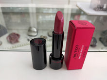 Carica l'immagine nel visualizzatore di Gallery, SHISEIDO MAKE UP ROSSETTO ROUGE ROUGE