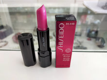 Carica l'immagine nel visualizzatore di Gallery, SHISEIDO ROSSETTO PERFECT ROUGE COLORE INTENSO