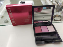 Carica l&#39;immagine nel visualizzatore di Gallery, SHISEIDO OMBRETTO TRIO LUMINIZING SATIN
