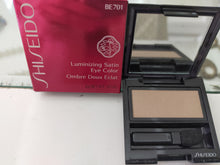 Carica l'immagine nel visualizzatore di Gallery, SHISEIDO OMBRETTO LUMINIZING SATIN EYE
