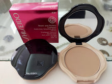 Carica l&#39;immagine nel visualizzatore di Gallery, SHISEIDO FONDOTINTA COMPATTO SHEER AND PERFECT SPF 15
