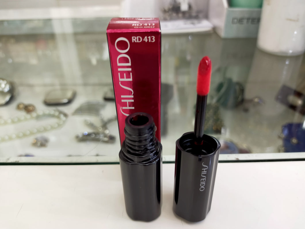 SHISEIDO ROSSETTO LACQUER ROUGE- EFFETO LACCA