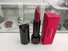 Carica l&#39;immagine nel visualizzatore di Gallery, SHISEIDO MAKE UP ROSSETTO ROUGE ROUGE
