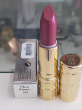 Carica l'immagine nel visualizzatore di Gallery, Rossetto Ceramide Ultra Lipstick- Elziabeth Arden
