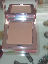 Carica l'immagine nel visualizzatore di Gallery, Cipria Abbronzante Pure Finish Bronze Powder
